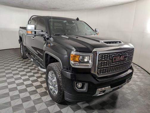 Onyx Black 2019 GMC Sierra 2500 Denali