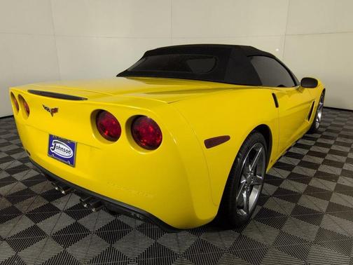 Velocity Yellow Tinted Clearcoat 2007 Chevrolet Corvette Base