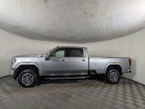 2026 GMC Sierra 3500 SLT
