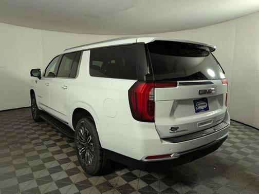 2025 GMC Yukon XL Elevation