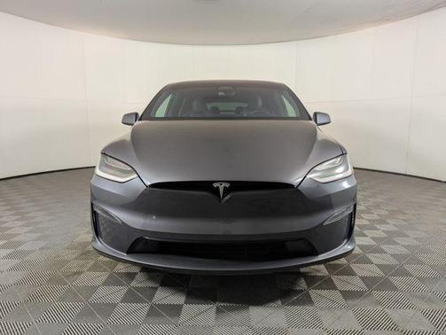 2022 Tesla Model X Plaid