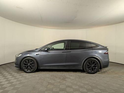 2022 Tesla Model X Plaid