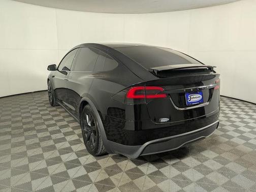 2023 Tesla Model X Standard Range