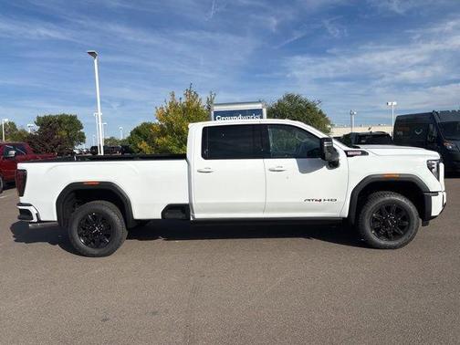 2026 GMC Sierra 3500 AT4