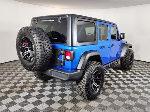 Photo 5 of 35 of 2021 Jeep Wrangler Unlimited Sport