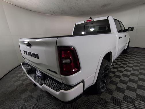 Bright White Clearcoat 2026 RAM 1500 Big Horn/Lone Star