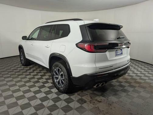 2025 GMC Acadia AT4