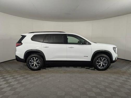 2025 GMC Acadia AT4