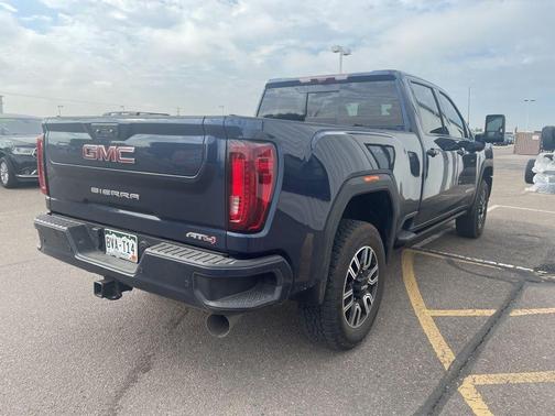 2022 GMC Sierra 2500 AT4