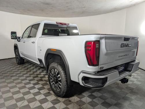 2026 GMC Sierra 2500 Denali Ultimate