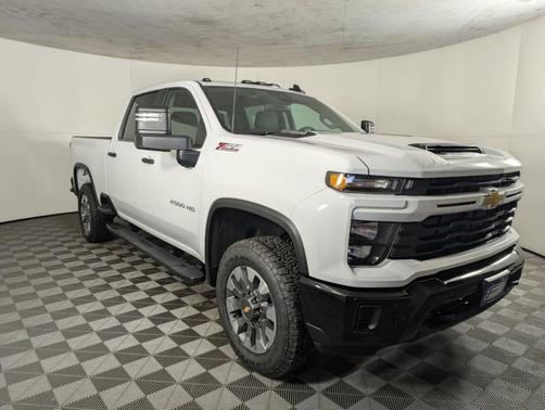2026 Chevrolet Silverado 2500 Custom