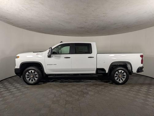 2026 Chevrolet Silverado 2500 Custom