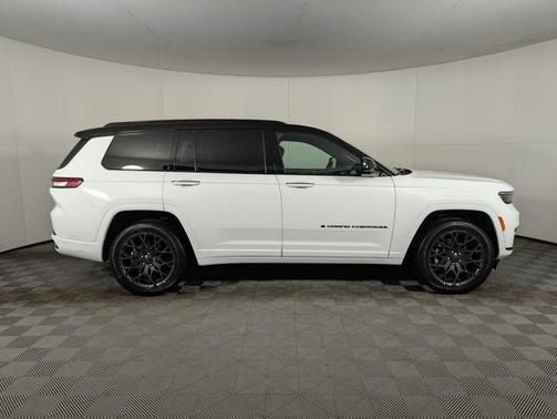 2025 Jeep Grand Cherokee L Summit