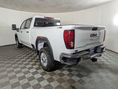 2025 GMC Sierra 2500 Pro