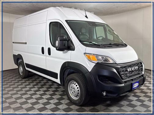 Bright White Clearcoat 2027 RAM ProMaster 2500 High Roof