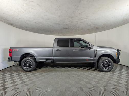 2023 Ford F-250 Platinum