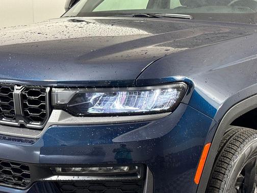 Fathom Blue Pearlcoat 2027 Jeep Grand Cherokee L Limited