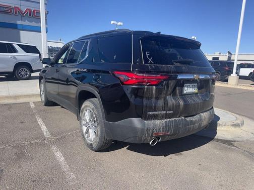 2022 Chevrolet Traverse LT Leather