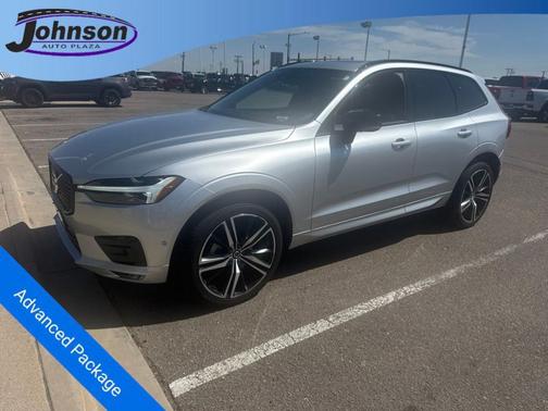 Bright Silver Metallic 2021 Volvo XC60 T5 R-Design