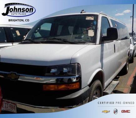 Summit White 2025 Chevrolet Express 3500 LT