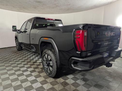 2025 GMC Sierra 3500 Denali