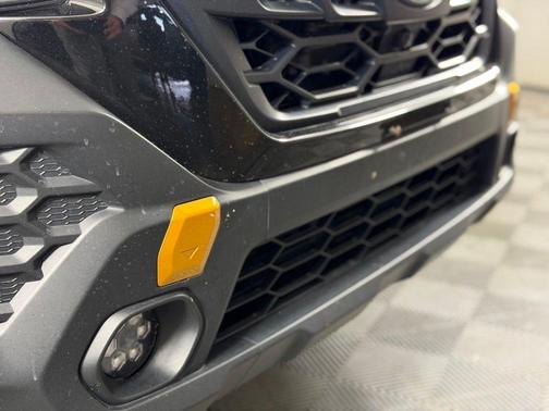 Crystal Black Silica 2024 Subaru Outback Wilderness
