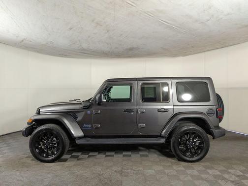 Granite Crystal Clearcoat Metallic 2025 Jeep Wrangler 4xe Sahara