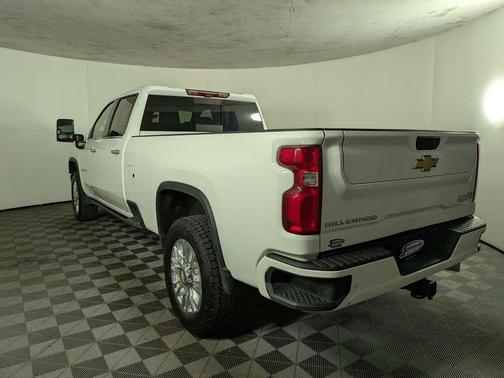 2022 Chevrolet Silverado 3500 High Country