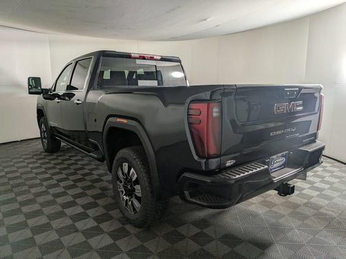 2025 GMC Sierra 3500 Denali