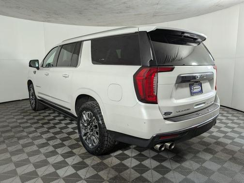 2023 GMC Yukon XL Denali Ultimate