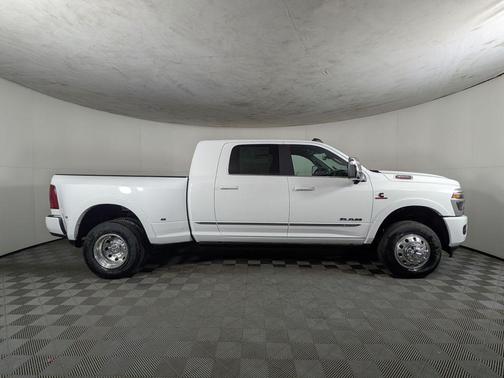 2026 RAM 3500 Limited