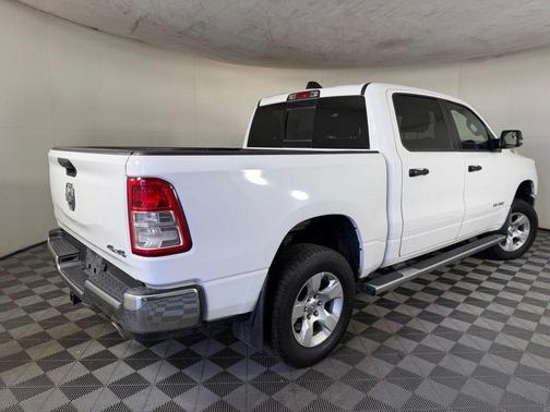 Bright White Clearcoat 2023 RAM 1500 Big Horn