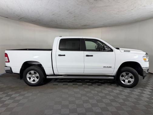 Bright White Clearcoat 2023 RAM 1500 Big Horn