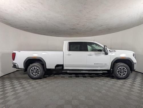 2026 GMC Sierra 2500 SLE