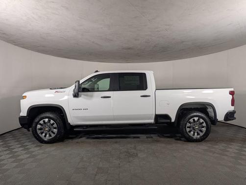 2026 Chevrolet Silverado 2500 Custom