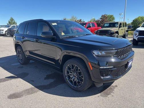 2025 Jeep Grand Cherokee Summit
