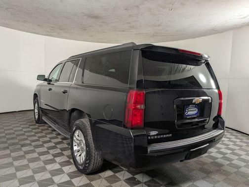 2017 Chevrolet Suburban LT