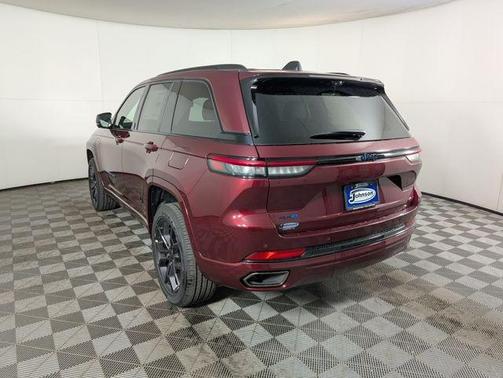 2025 Jeep Grand Cherokee 4xe Base