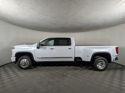 2026 Chevrolet Silverado 3500 High Country