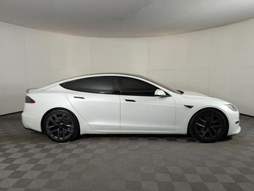 2021 Tesla Model S Plaid