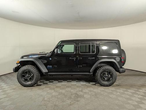2025 Jeep Wrangler 4xe Sport