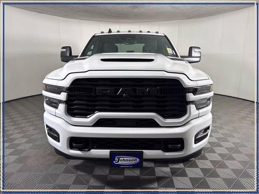Bright White Clearcoat 2027 RAM 3500 Big Horn
