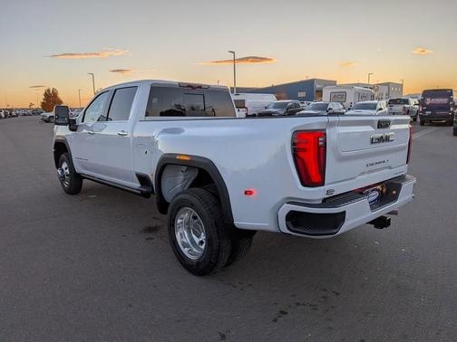2026 GMC Sierra 3500 Denali Ultimate