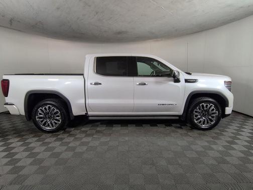 White Frost Tri-Coat 2023 GMC Sierra 1500 Denali Ultimate