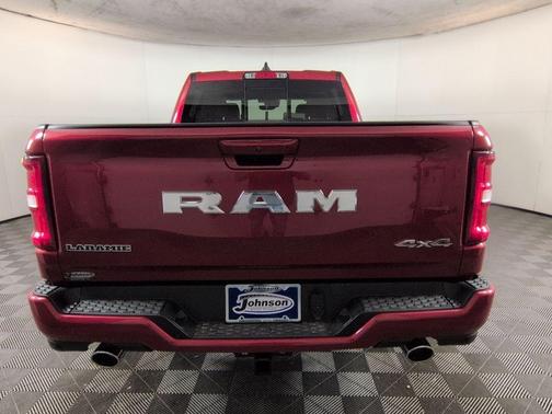 Molten Red Pearlcoat 2026 RAM 1500 Laramie
