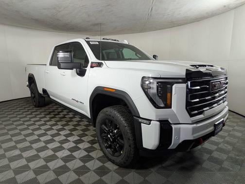 2026 GMC Sierra 3500 AT4