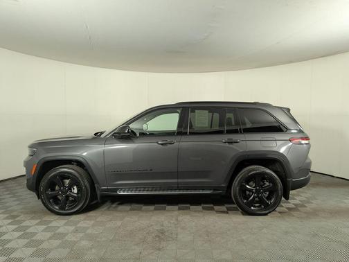 2024 Jeep Grand Cherokee Laredo
