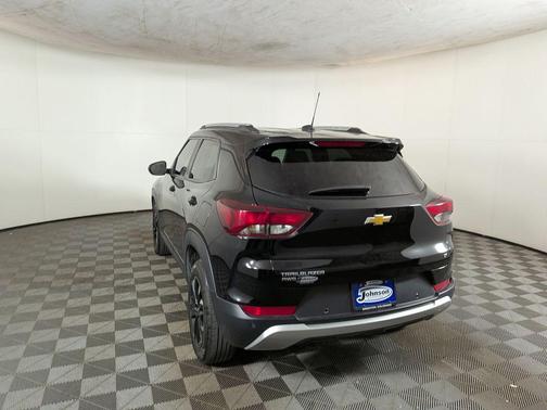 Mosaic Black Metallic 2022 Chevrolet Trailblazer LT