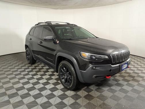 2020 Jeep Cherokee Trailhawk