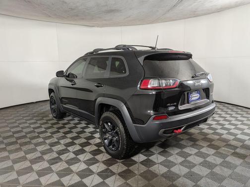 2020 Jeep Cherokee Trailhawk